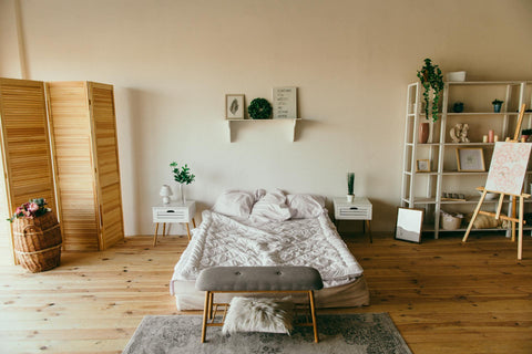 How To Pick The Ideal End-of-Bed Bench With A Full Guide