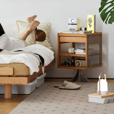 Jun Side Table