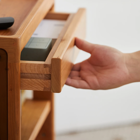 Jun Side Table